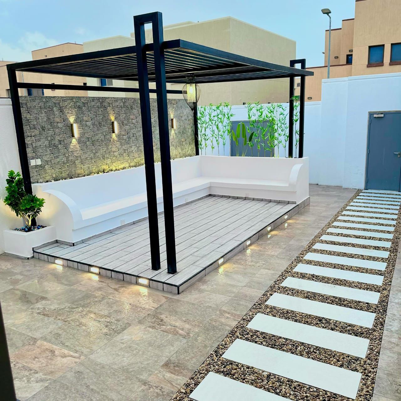 6dba93e0-d356-4f77-8da7-b391d6049ad8